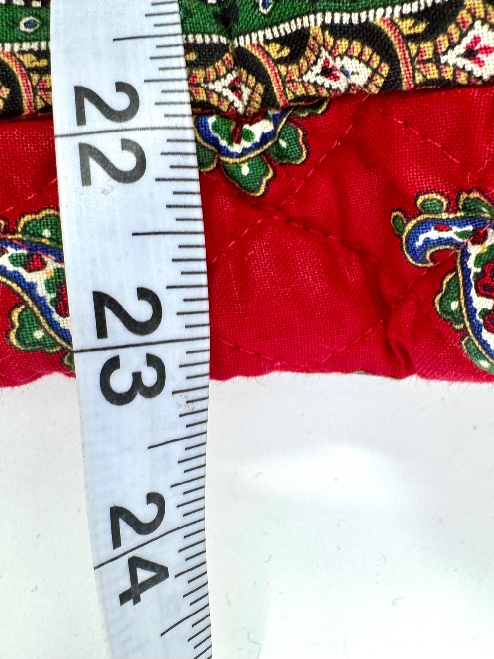 Vera Bradley Provincial Red Quilted Hanging Garment Bag, Retired - Picture 10 of 11
